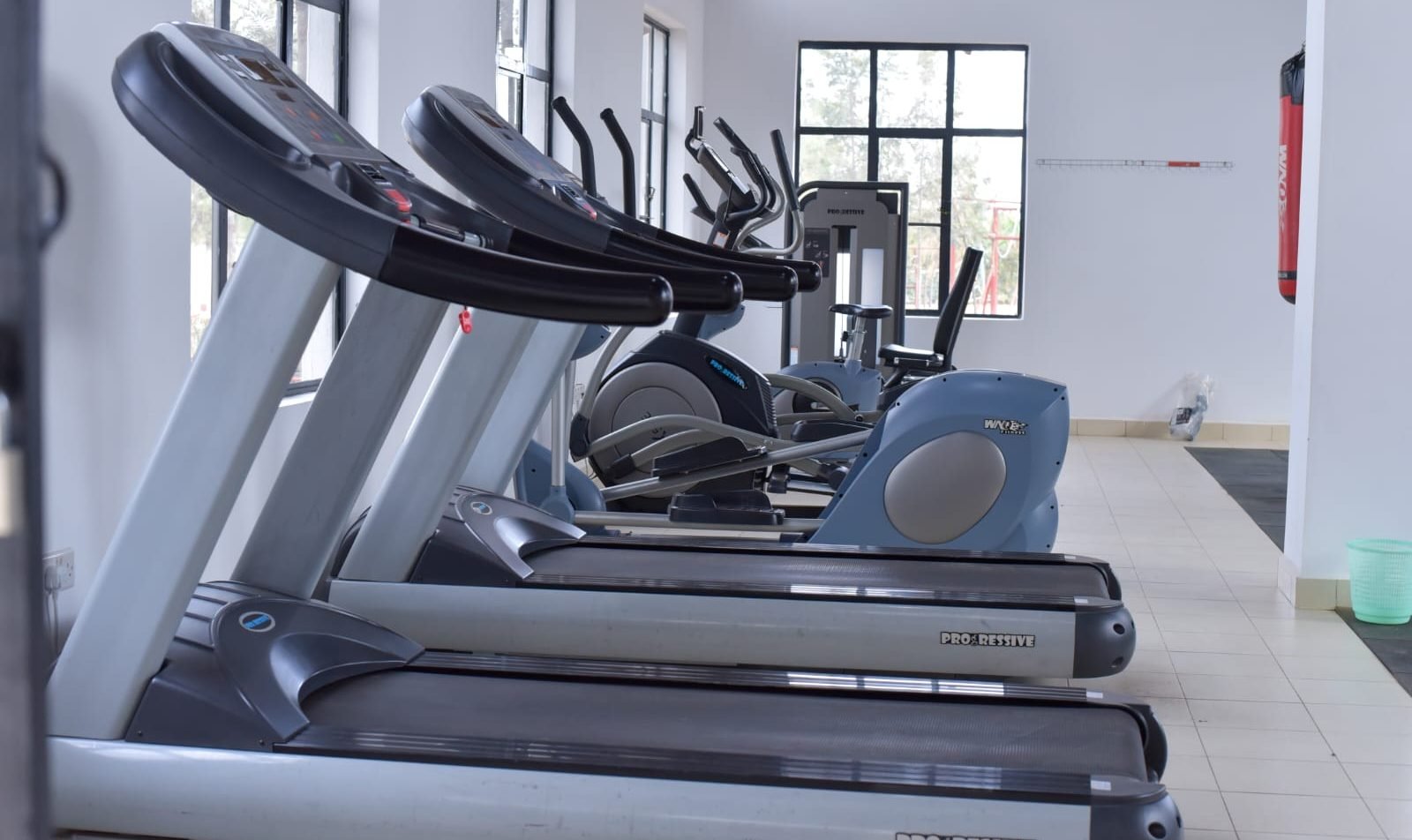 GALAXY-INN-ATHI-RIVER-GYM